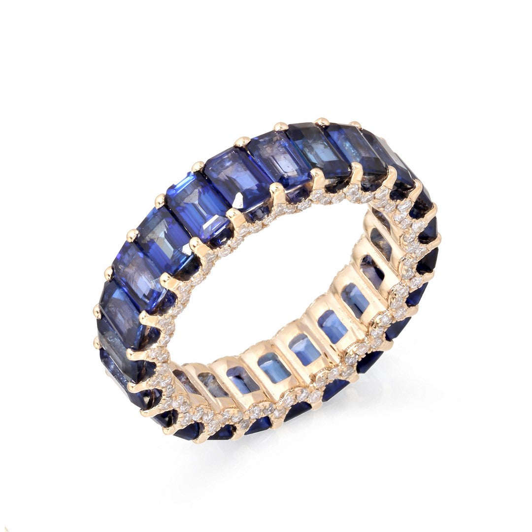Luxurious Yellow Gold Sapphire Diamond Ring - 8.75 Carat Blue Sapphire