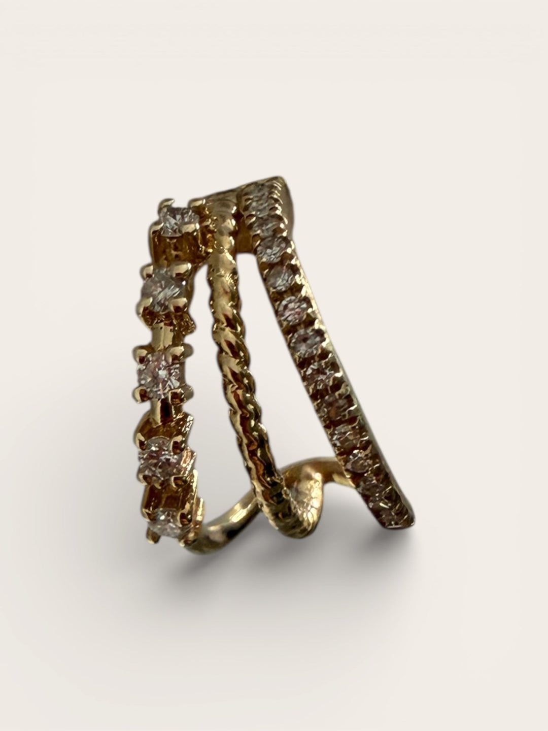 Ultimate Guide to Buying a Gold Diamond Ring
