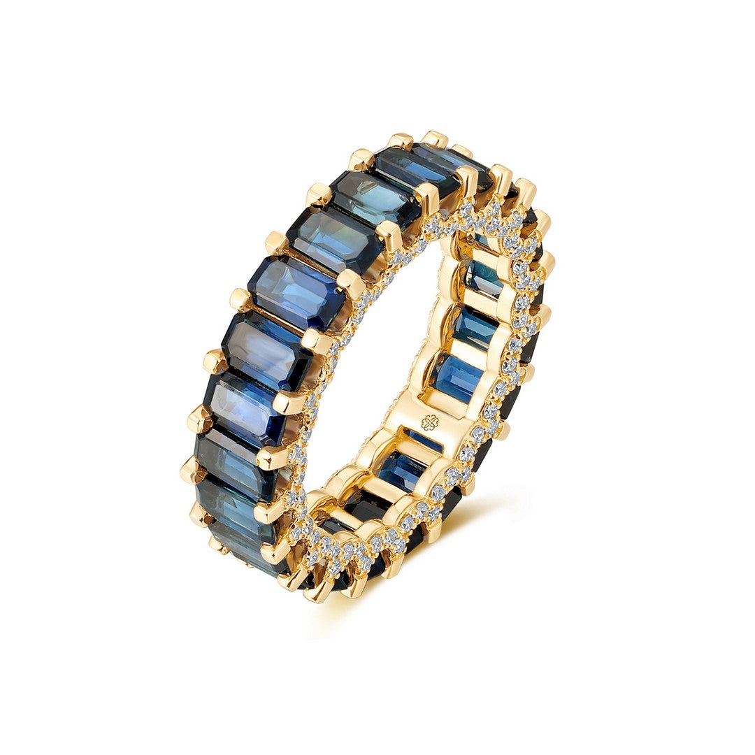 Luxurious Yellow Gold Sapphire Diamond Ring - 8.75 Carat Blue Sapphire