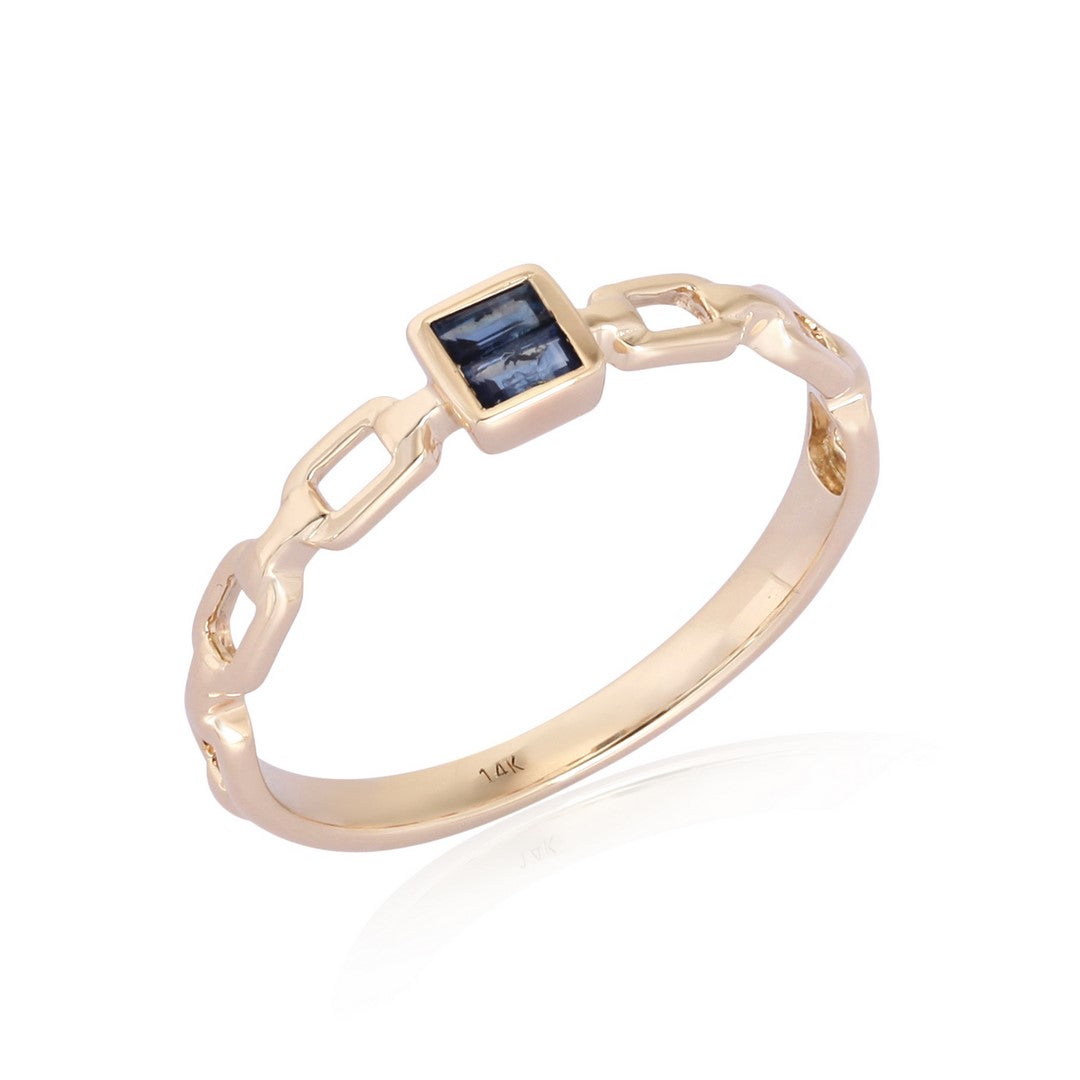 14K Gold Diamond Ring - Classic Band with Baguette Diamonds