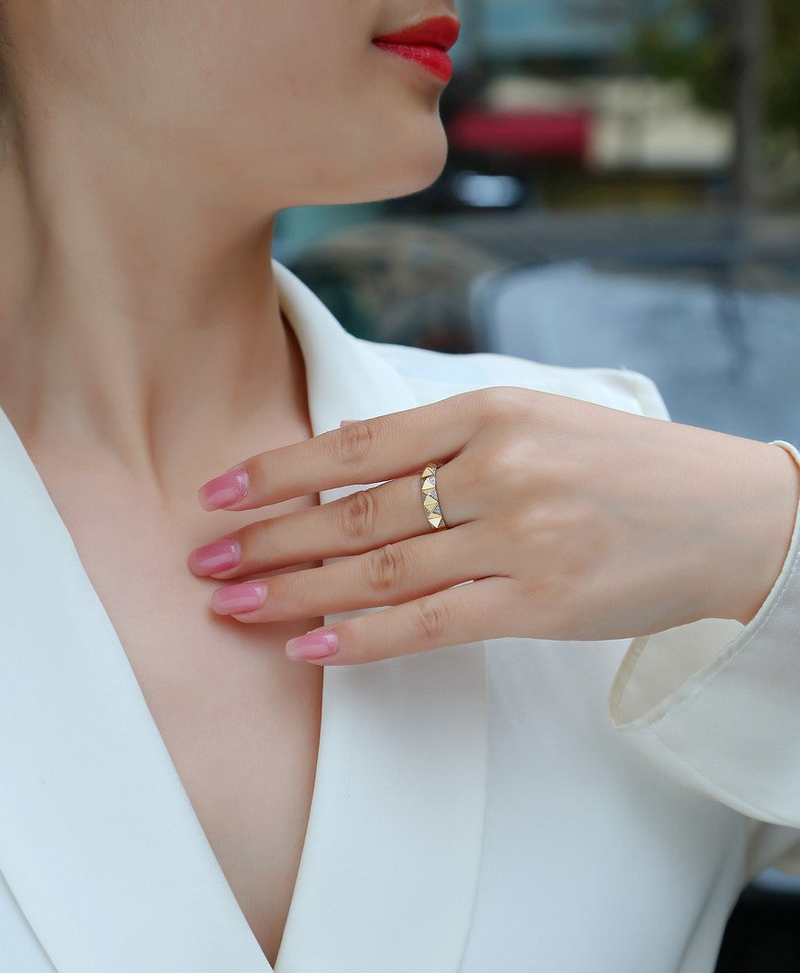 14K Yellow Gold Diamond Ring