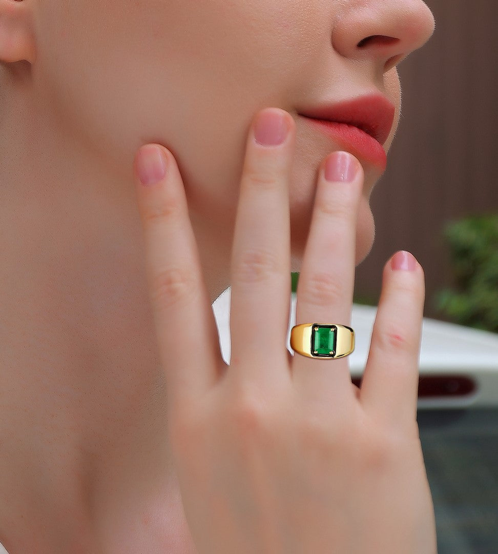 14K Yellow Gold Emerald Ring 1.00CT